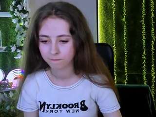 rebecca-smile live webcam show