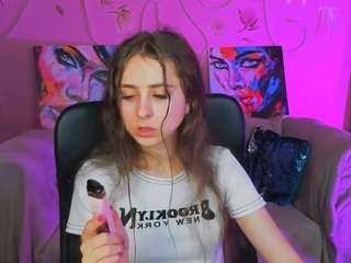 rebecca-smile live webcam show