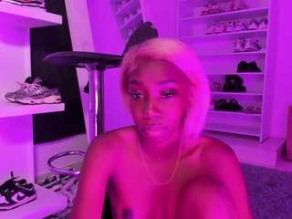 ambarprincess Live Webcam on CamSoda