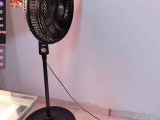 carolinne-miller webcam model