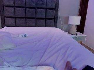 carolinne-miller webcam model