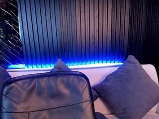 carolinne-miller Live Webcam on CamSoda