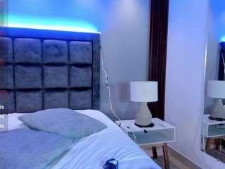 carolinne-miller Live Webcam on CamSoda