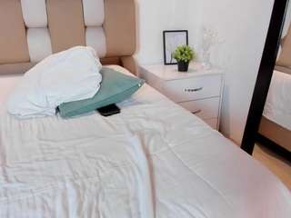 carolinne-miller's CamSoda show and profile