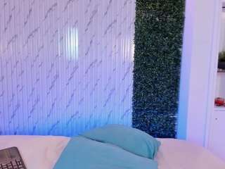 carolinne-miller webcam