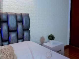 carolinne-miller Live Webcam on CamSoda