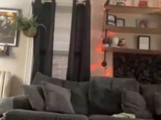  ellieelf chat room