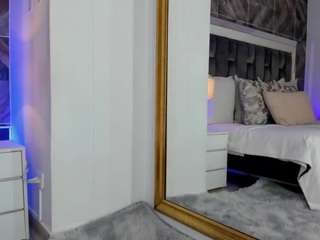 Nayla Grey