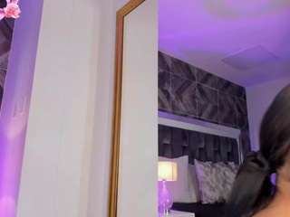 Model ini sedang live sekarang. naylagrey
