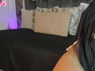 naylagrey