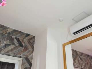 naylagrey live webcam show