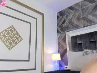 Nayla Grey live webcam show