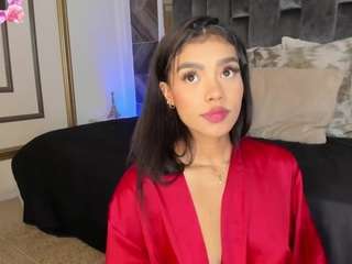 Nayla Grey