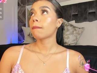 Nayla Grey