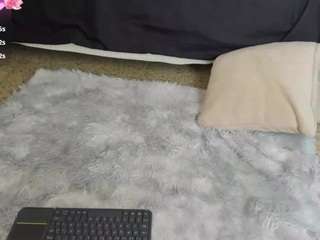 naylagrey