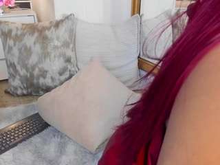 naylagrey