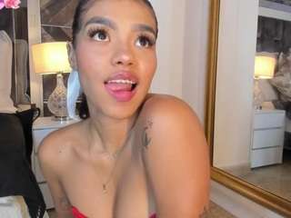 Nayla Grey
