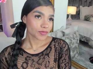 naylagrey