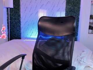 violet-anders's CamSoda show and profile