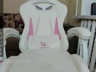 lilcandy18's live room