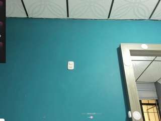 mia-scarlet webcam
