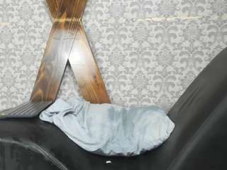 mia-scarlet Live Webcam on CamSoda