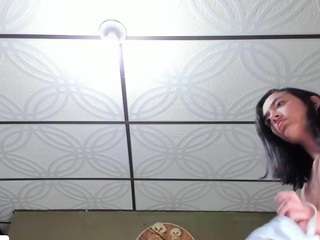 mia-scarlet live cam profile