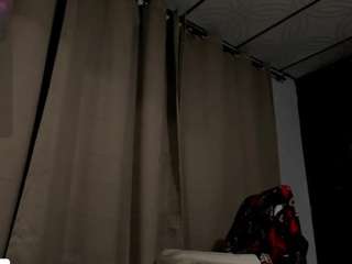mia-scarlet