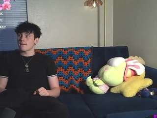 milkandalilhoney webcam