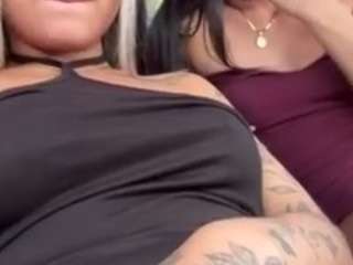 naughtyfriends webcam