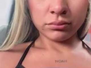 naughtyfriends webcam