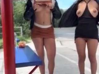 naughtyfriends webcam