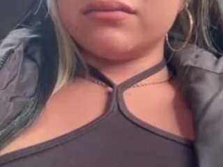 naughtyfriends webcam