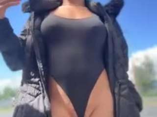 naughtyfriends webcam