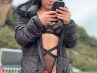 naughtyfriends webcam