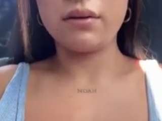 naughtyfriends webcam model