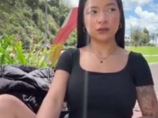 naughtyfriends webcam