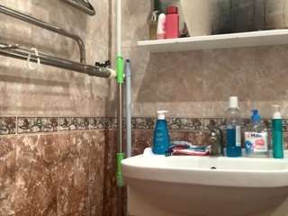 rosinamcwhirter's CamSoda show and profile