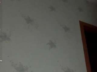 rosinamcwhirter's CamSoda show and profile