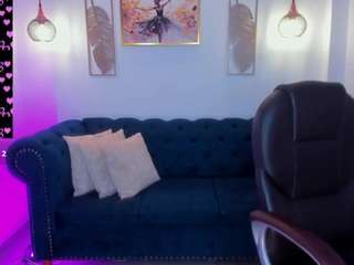 zharaa-fox live webcam show