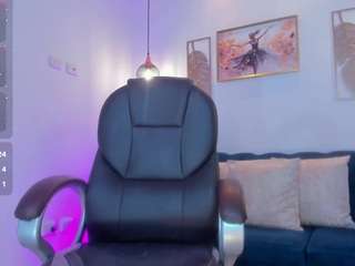 zharaa-fox live webcam show