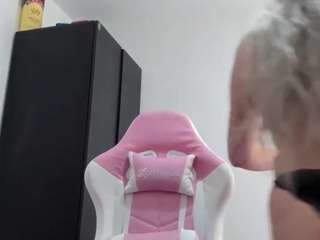 chrystal85 Porn