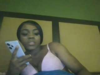PrettyInPinkXx