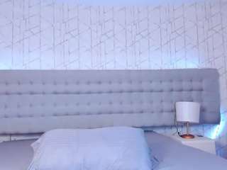 alexiiabrown Strip live webcam