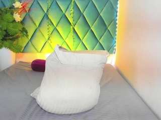 le modèle alexiiabrown est en webcam porno dans un show sur le site camsoda, il possède les tags suivants: ahegao,shaved pussy,amateur,massage,naked,no drinking,no smoking,pussy,sex toys,sexy,skinny,foot fetish,spank,spanking,squirter,strip,striptease,tease,twerk,wet