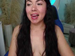 Aaliyah-cute