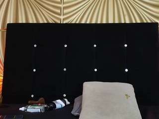 emmily-keller live webcam show