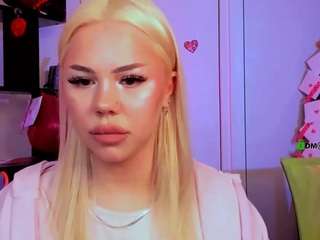 isla-dior Live Webcam on CamSoda