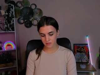 lina-fox12 Live Webcam on CamSoda