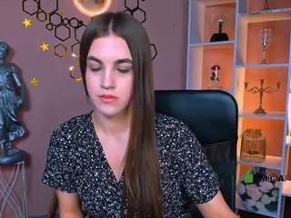 lina-fox12 live webcam show